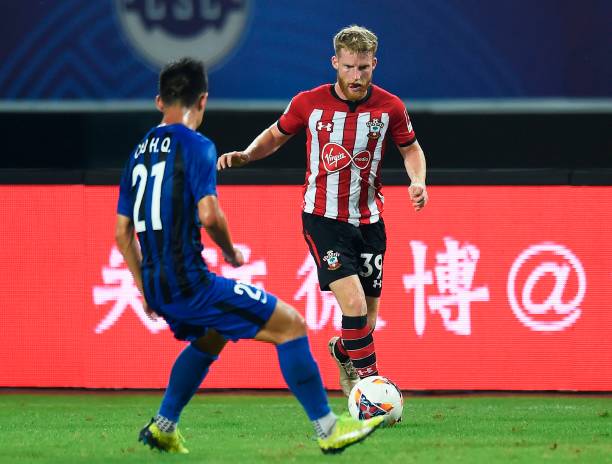 在拍卖会上 在拍卖会上